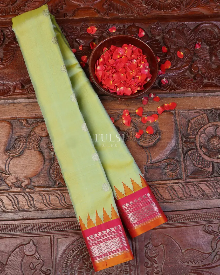 Green Gadwal Silk Saree T634803-image