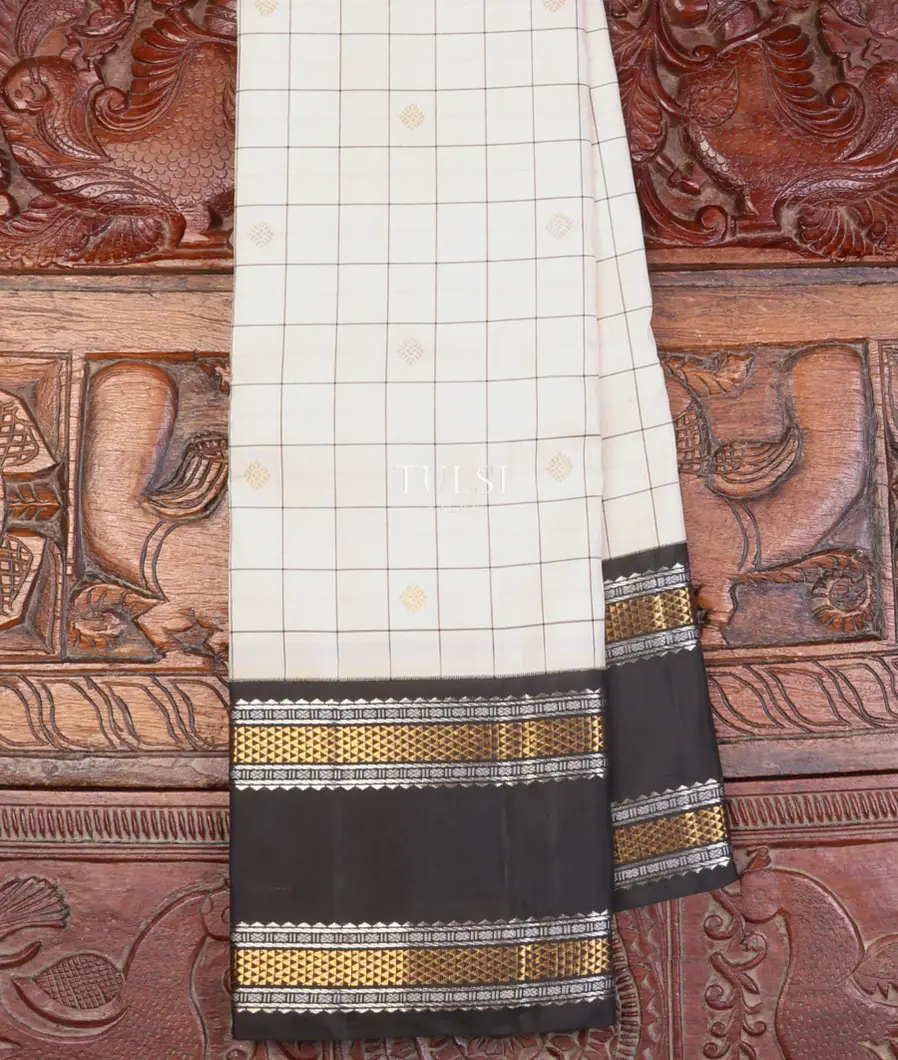 Off - White Kanjivaram Silk Saree T590452-image