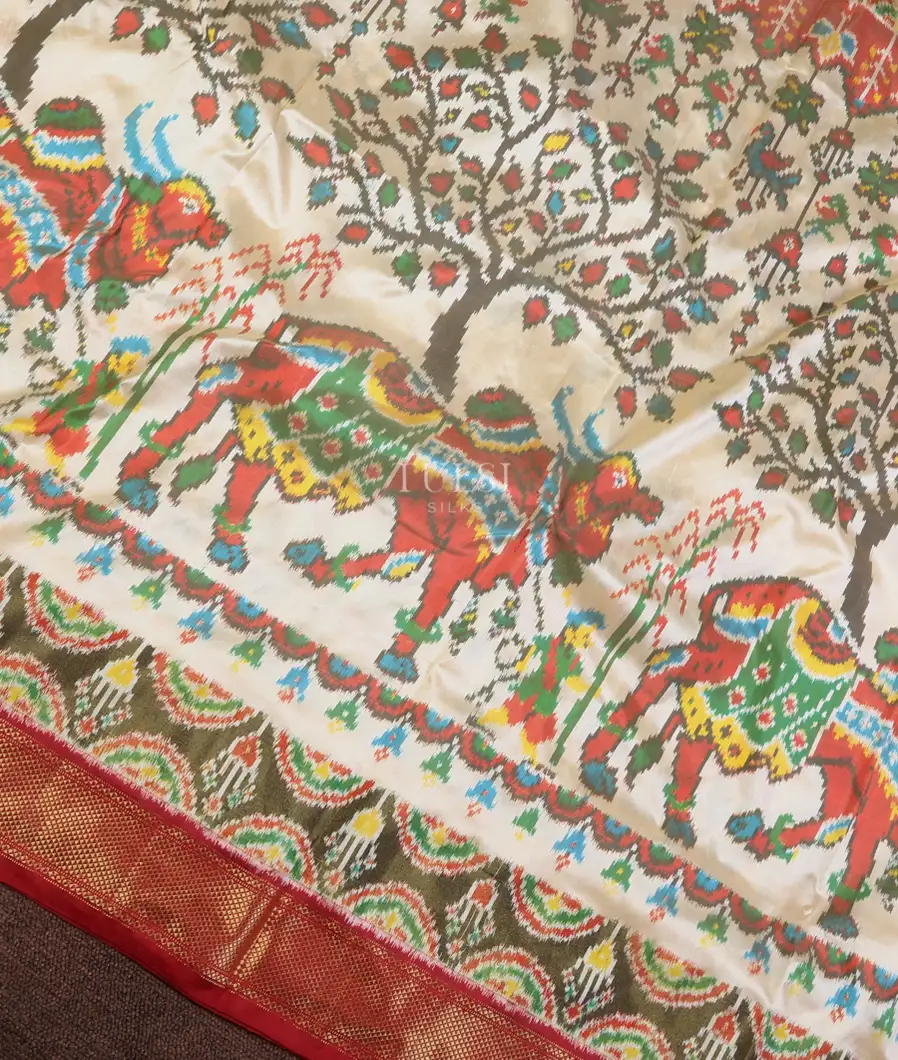 off-white-ikat-silk-saree-t639348-t639348-e