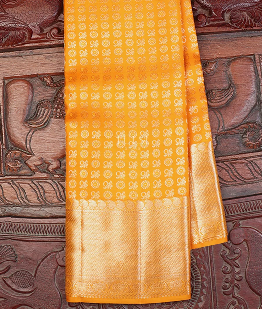 Yellow Kanjivaram Silk Saree T641452-image