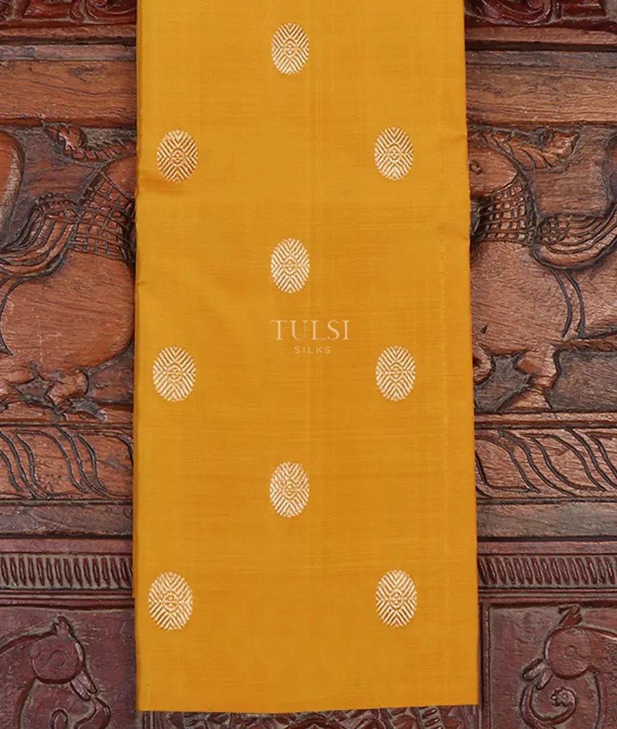 Yellow Kanjivaram Silk Dupatta T635973-image