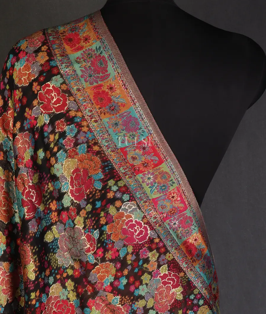 Black Kashmir Kani Silk Dupatta T646881-image