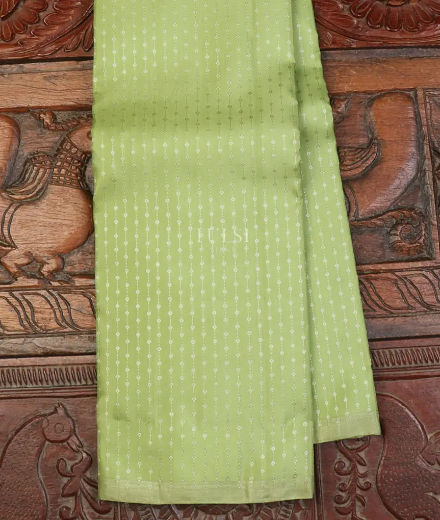 Green Kanjivaram Silk Saree T646240-image