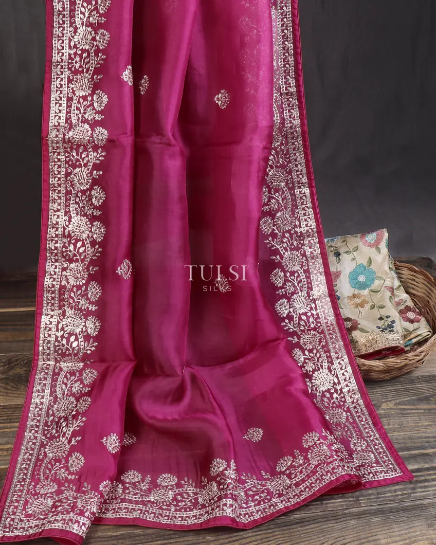 magenta-kora-organza-embroidery-saree-t635703-t635703-d