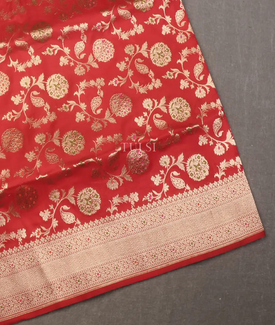 Red Banaras Silk Saree T659497-image