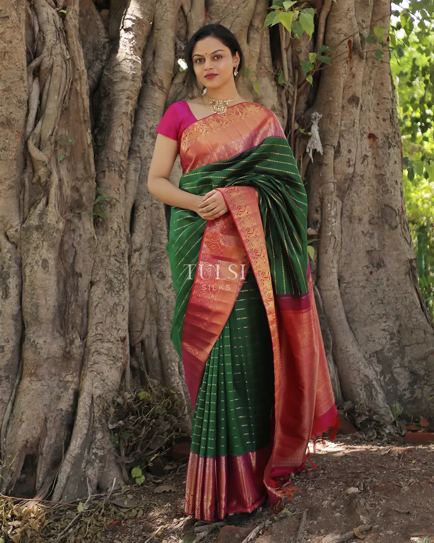 bottle-green-handwoven-kanjivaram-silk-saree-t235908-t235908-i