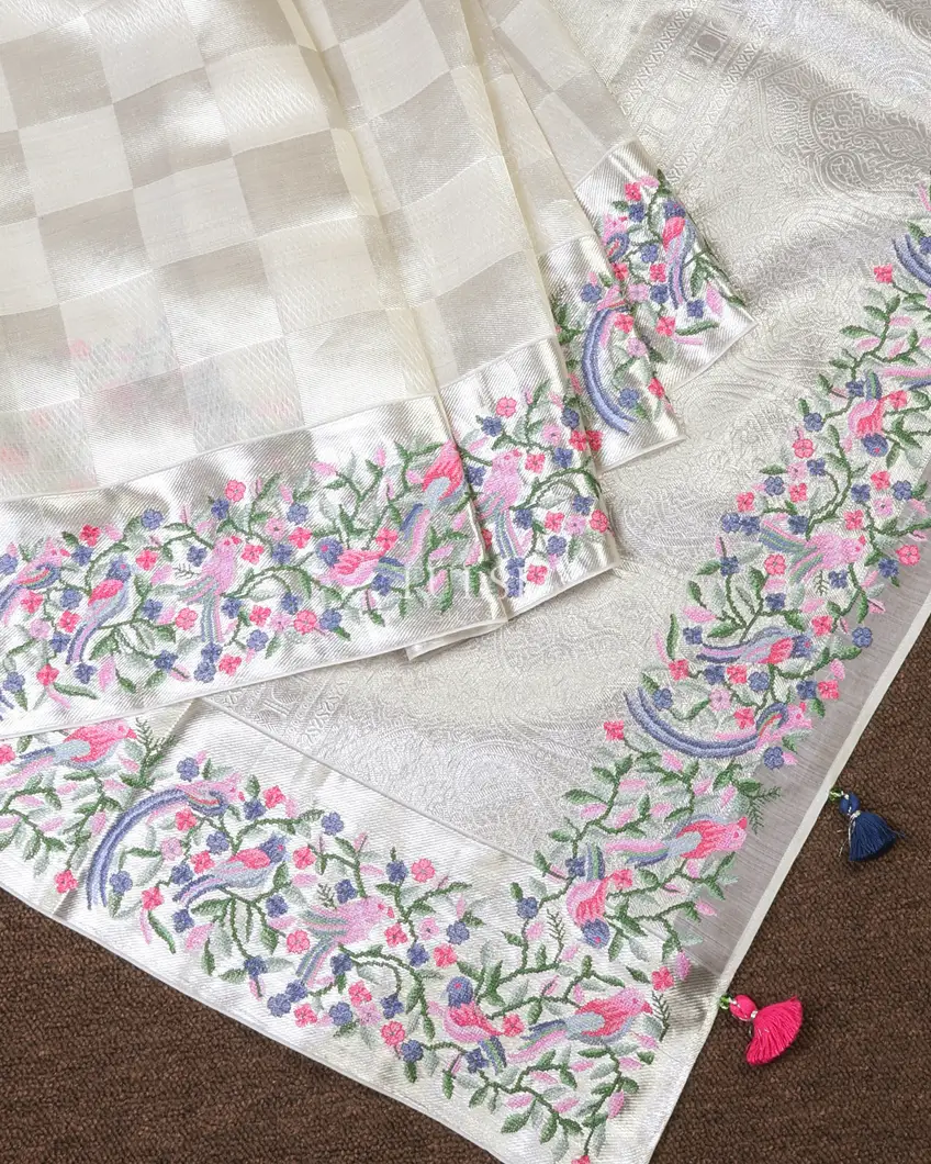 off-white-kanjivaram-embroidery-silk-saree-t655317-t655317-d