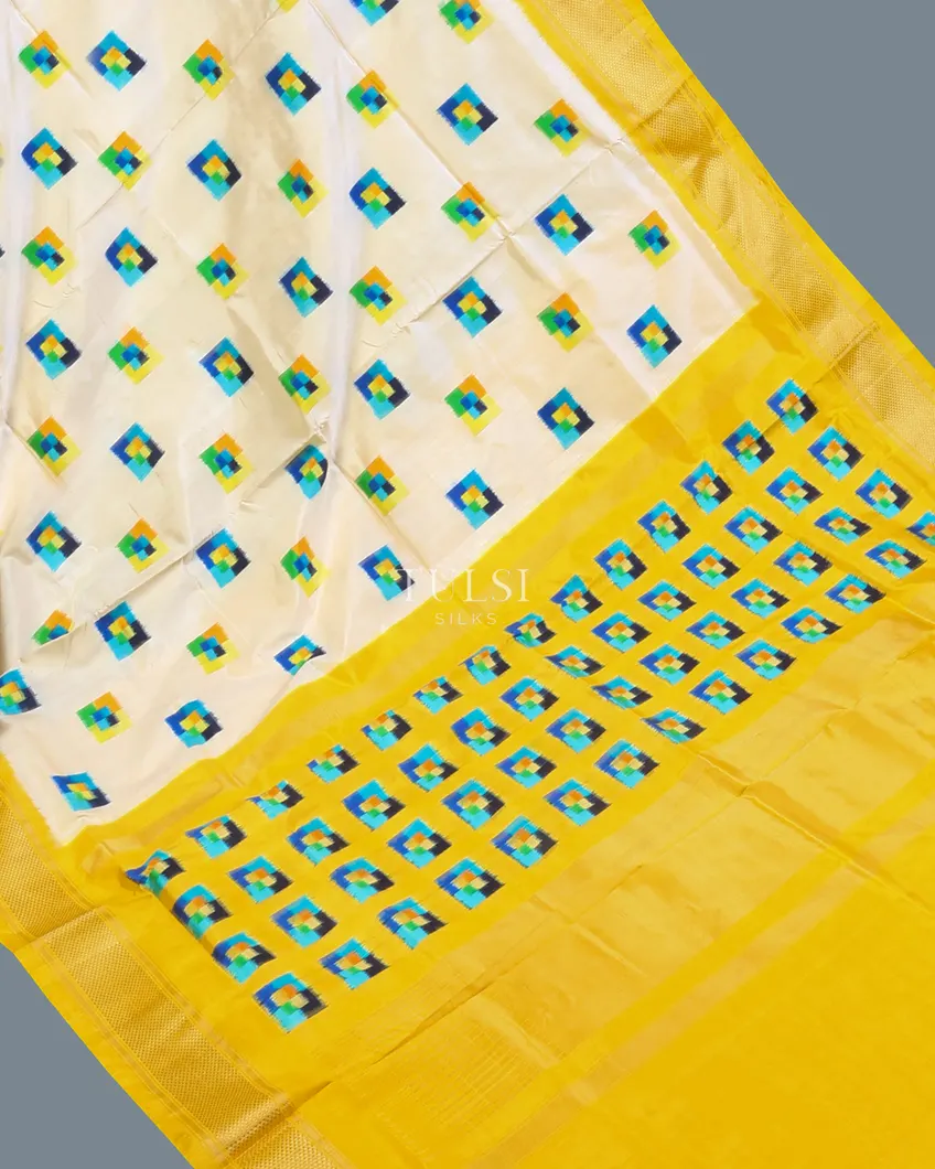 off-white-ikat-silk-saree-t668372-t668372-d