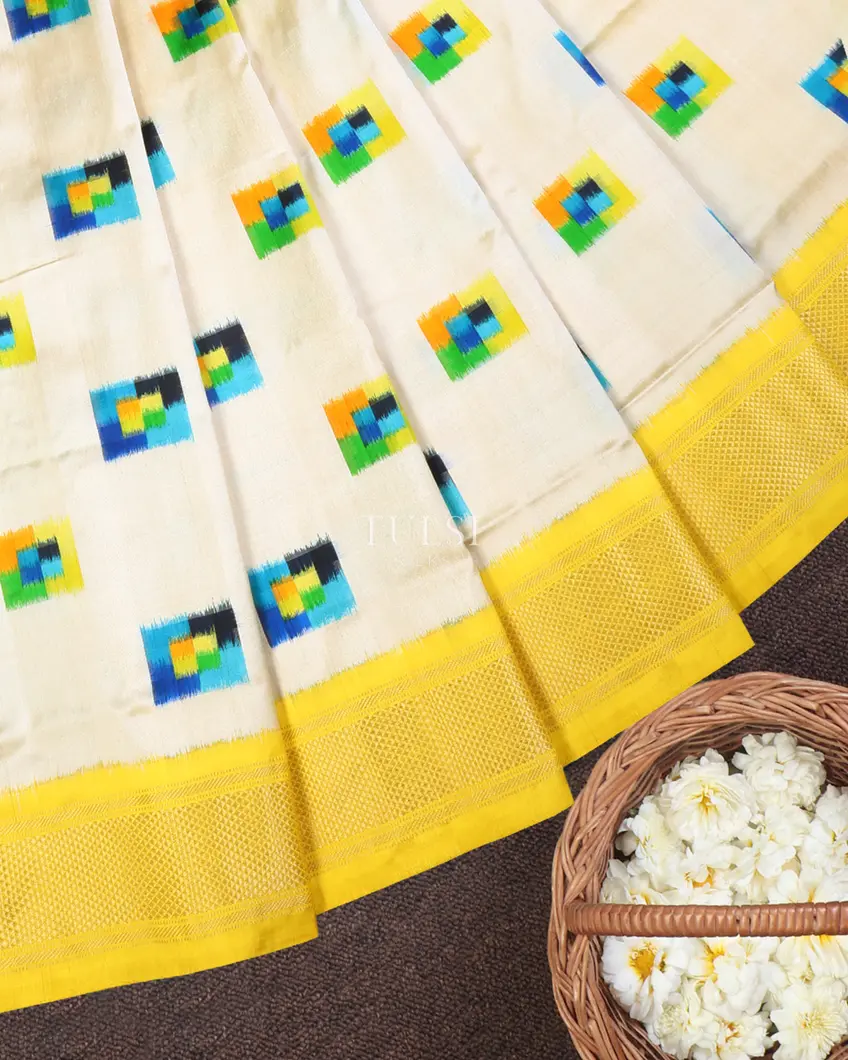 off-white-ikat-silk-saree-t668372-t668372-e