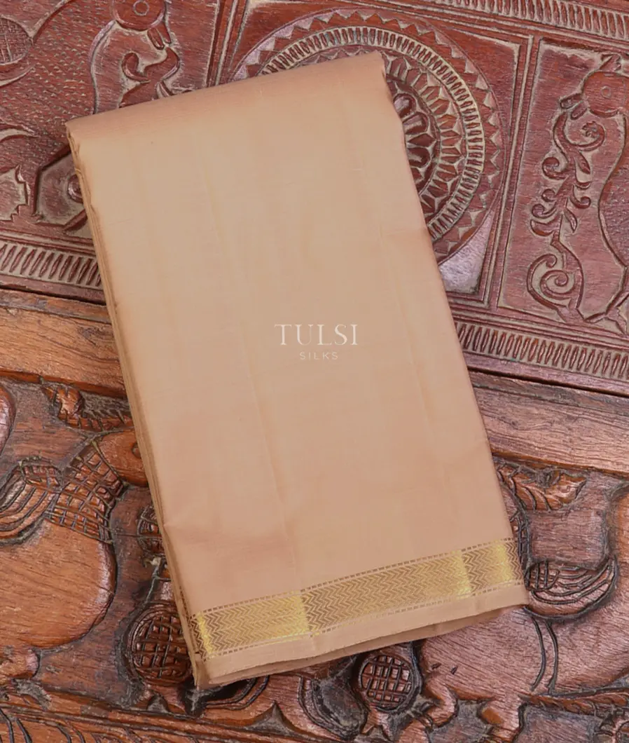 Beige Handwoven Kanjivaram Silk Dhoti and Vastharam T667221-image
