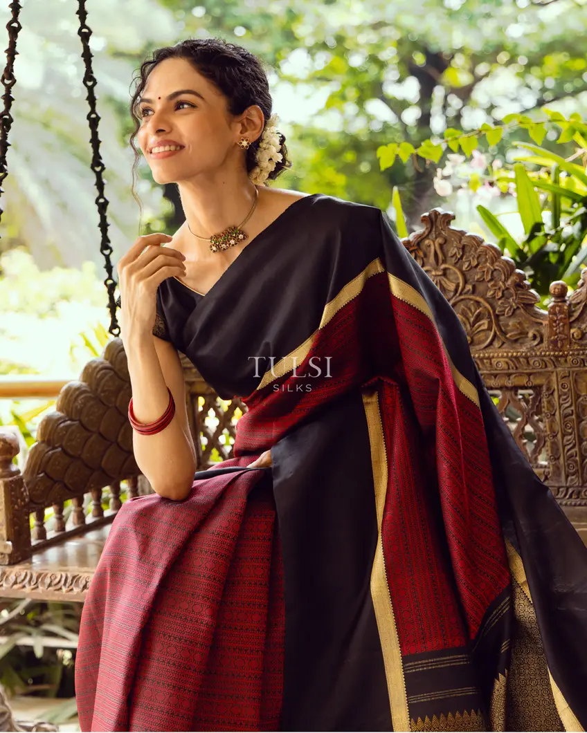 black-kanjivaram-silk-saree-t665879-t665879-c