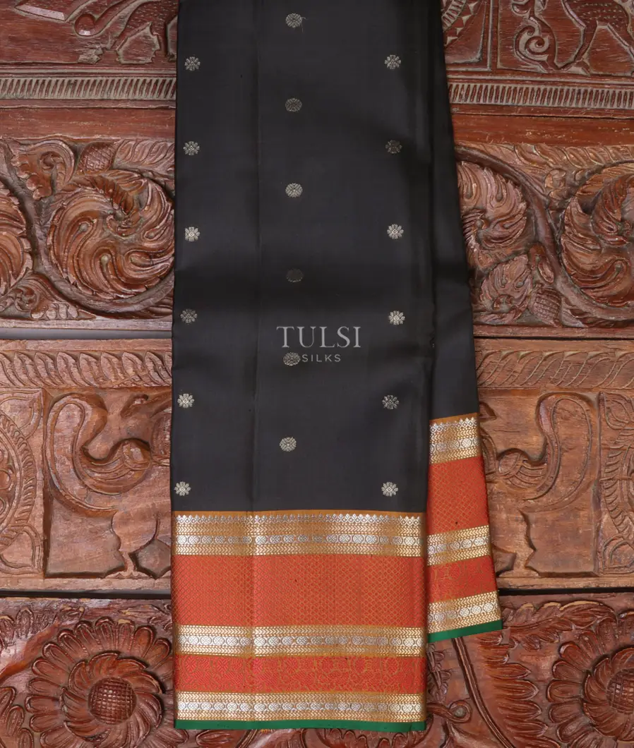 Black Kanjivaram Silk Saree T673627-image