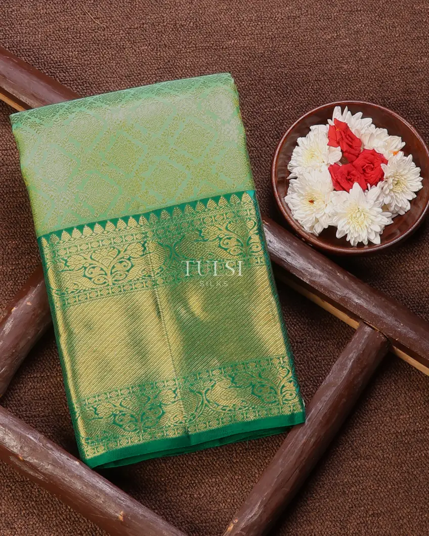 Green Kanjivaram Silk Saree T672282-image