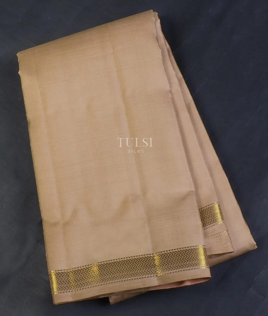 beige-handwoven-kanjivaram-silk-dhoti-and-vastharam-t667220-t667220-a