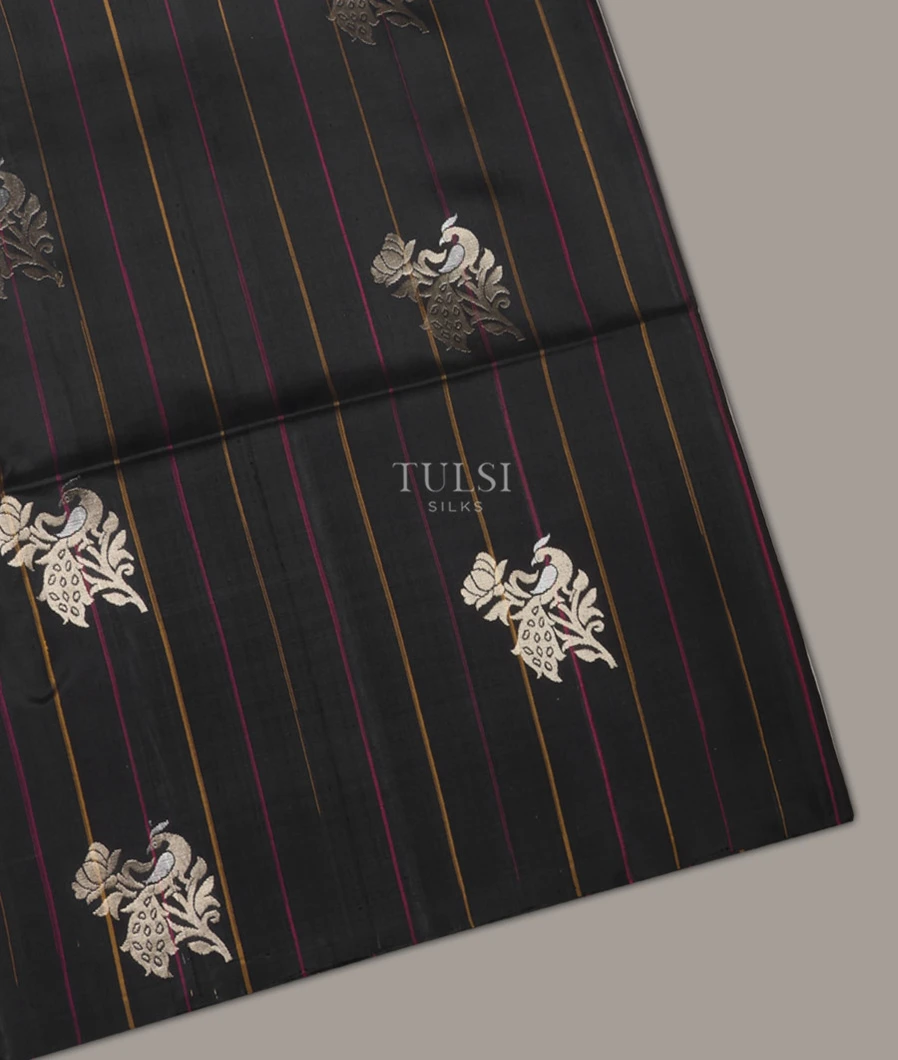 Black Soft Silk Saree T667764-image