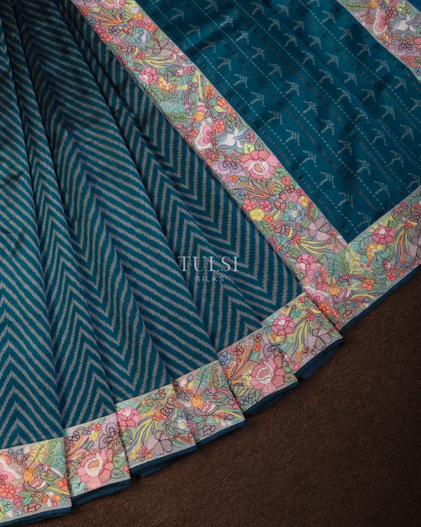 peacock-blue-patola-silk-saree-with-embroidery-border-and-pallu-t648275-t648275-d