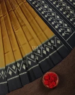 yellow-patola-silk-saree-t682342-t682342-b