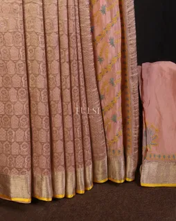 peach-crepe-silk-with-bandhani-blouse-and-pallu-t652750-t652750-f