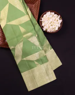 green-kanjivaram-silk-saree-t660124-1-t660124-1-a