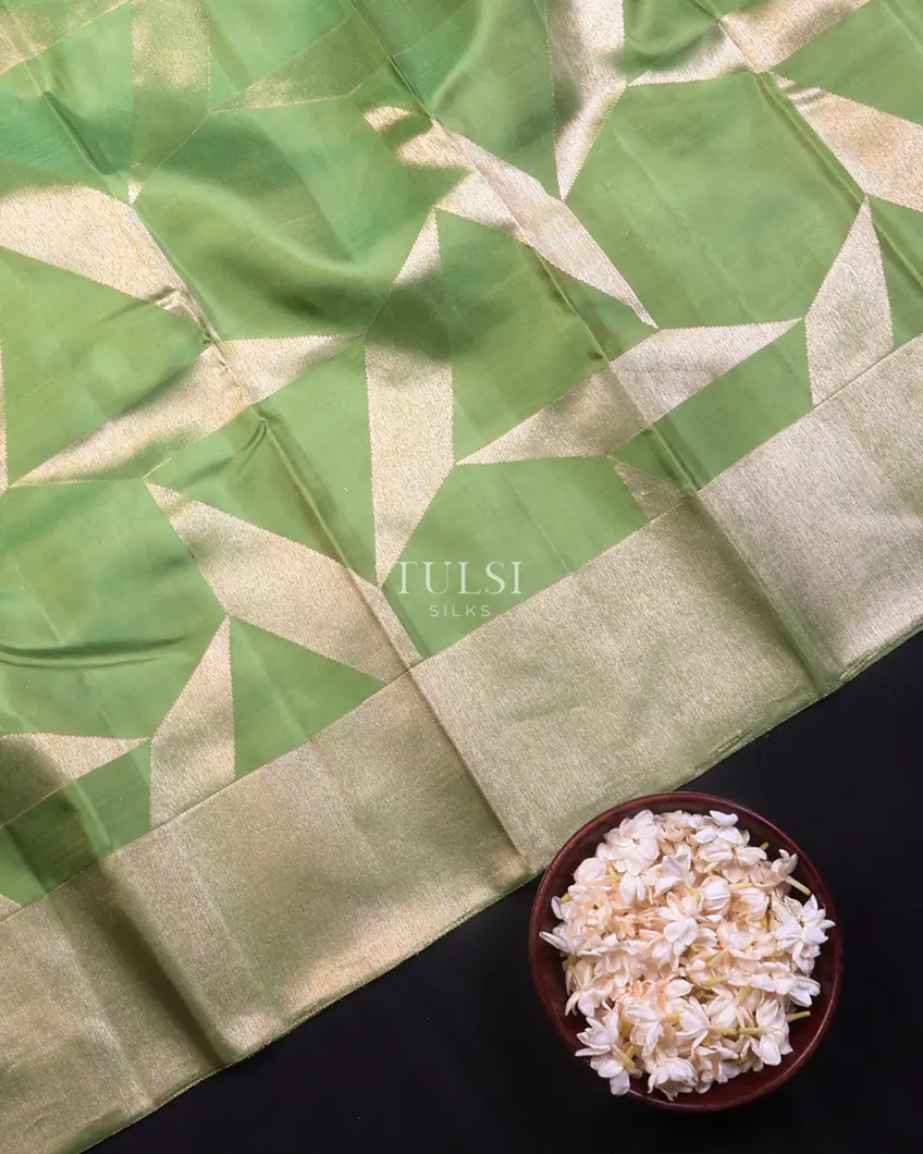 green-kanjivaram-silk-saree-t660124-1-t660124-1-e