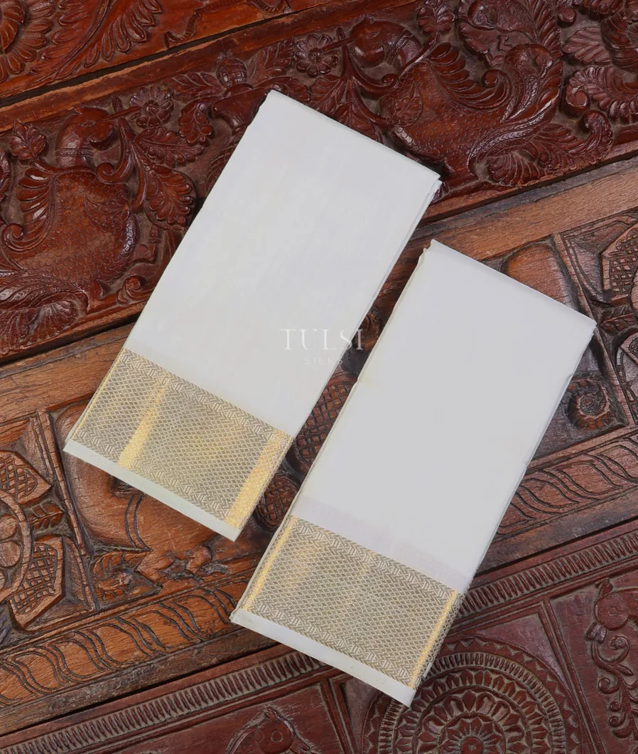 Off-White Handwoven Kanjivaram Silk Dhoti and Vastharam T680883-image