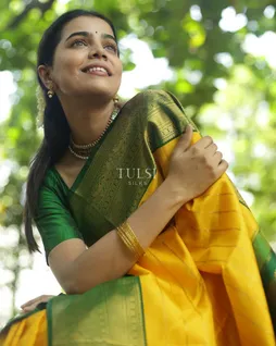 yellow-kanjivaram-silk-saree-t676062-t676062-m