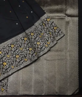 black-kanjivaram-silk-saree-t640768-t640768-d