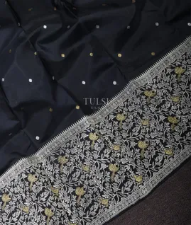 black-kanjivaram-silk-saree-t640768-t640768-e