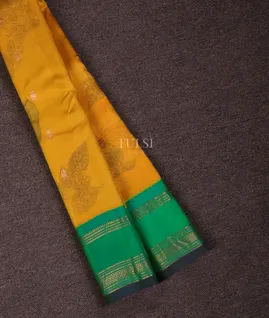 Yellow Gadwal Silk Saree T696360-image