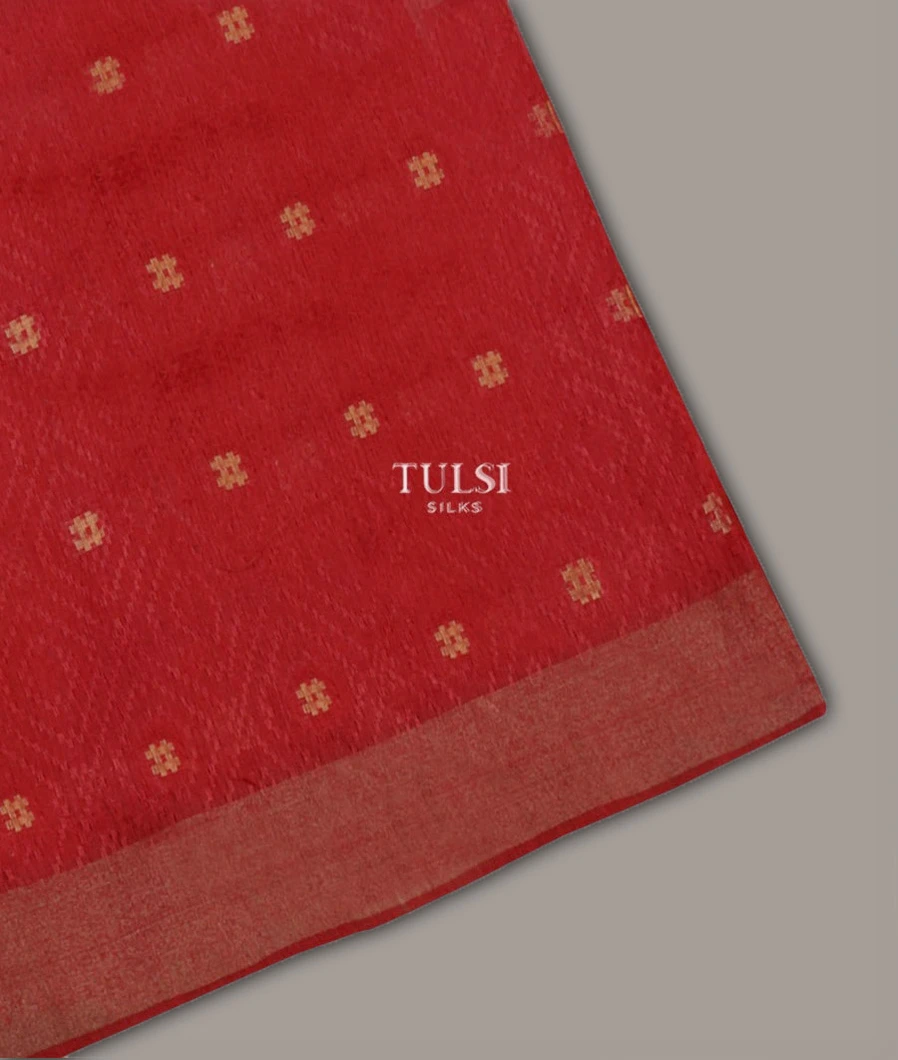Red Handwoven Tussar Saree T640548-image