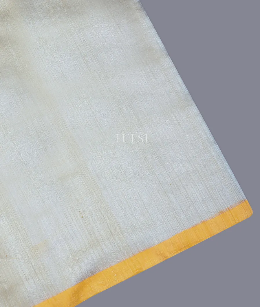 Off-White Handwoven Tussar Saree T698655-image