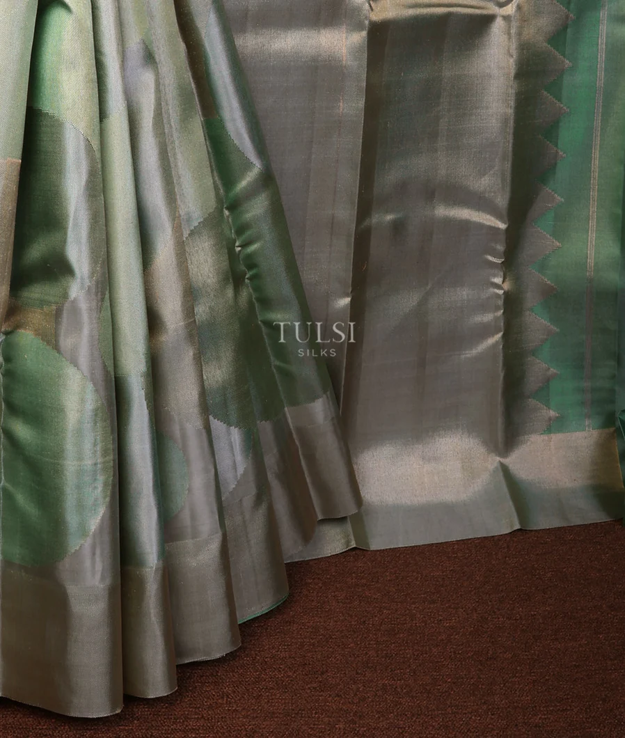 green-handwoven-kanjivaram-tissue-silk-saree-t692882-t692882-d