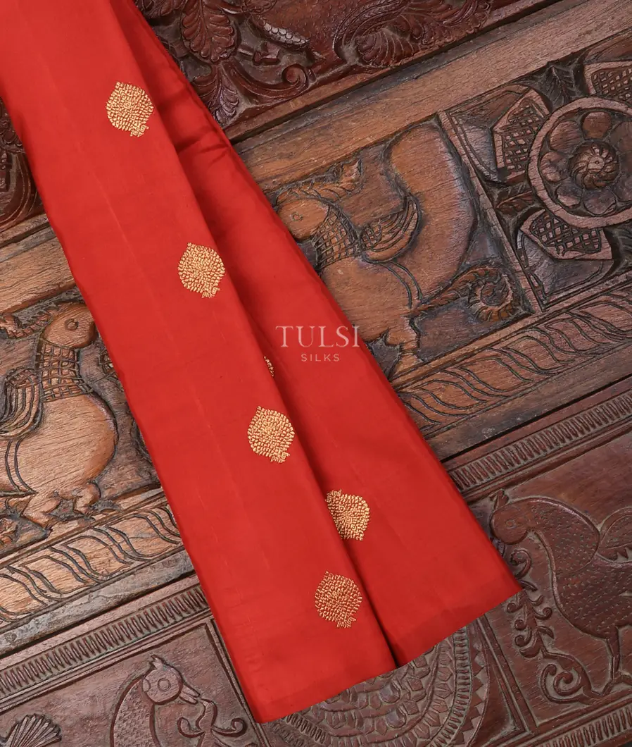 Red Gadwal Silk Saree T697734-image