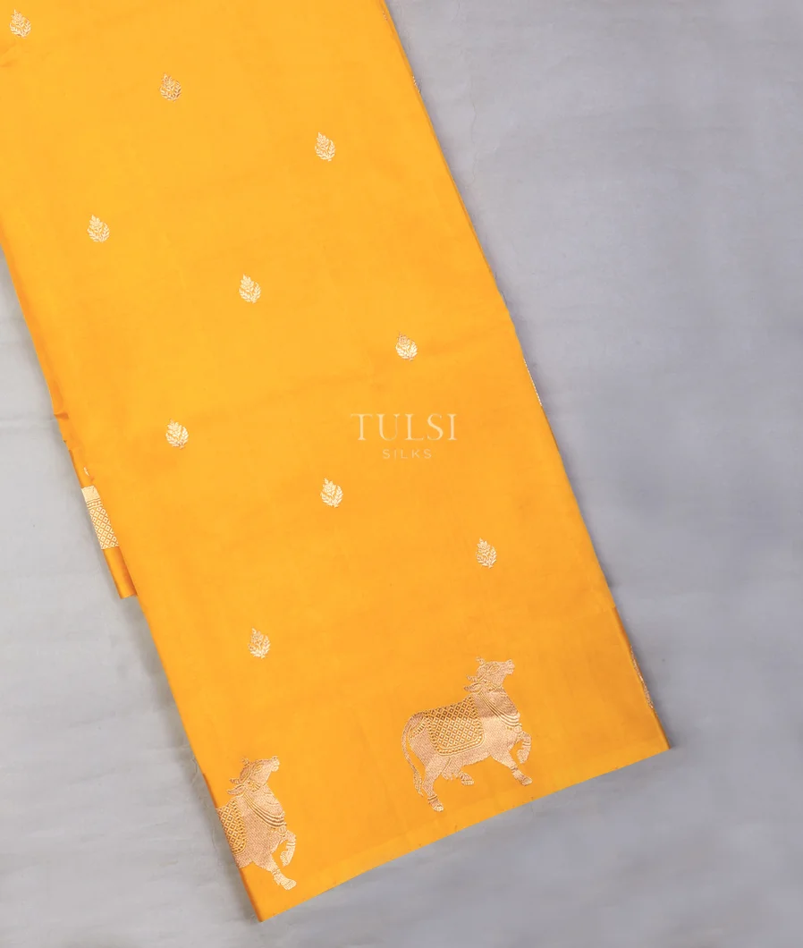 Yellow Banaras Silk Saree T689719-image