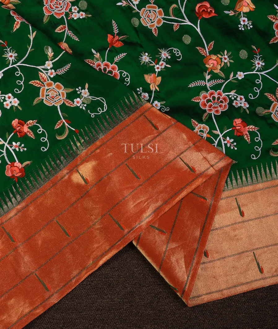 green-kanjivaram-embroidery-silk-saree-with-paithani-border-and-pallu-t557640-1-t557640-1-e