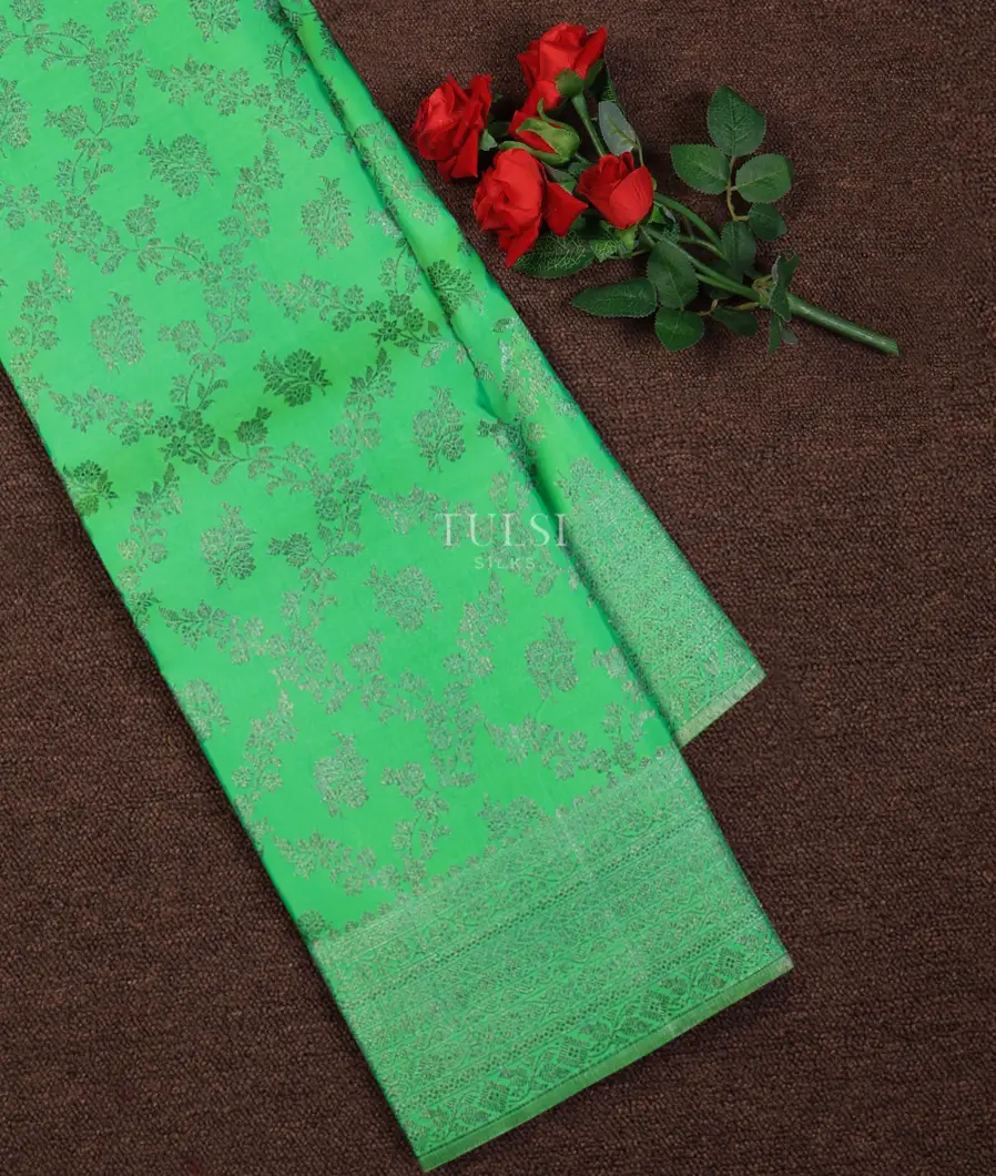 Green Kanjivaram Silk Saree T695187-image