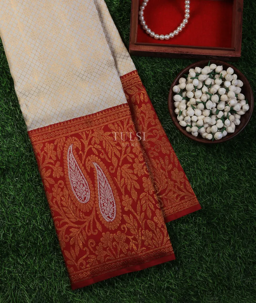 Off-White Kanjivaram Silk Saree T714140-image