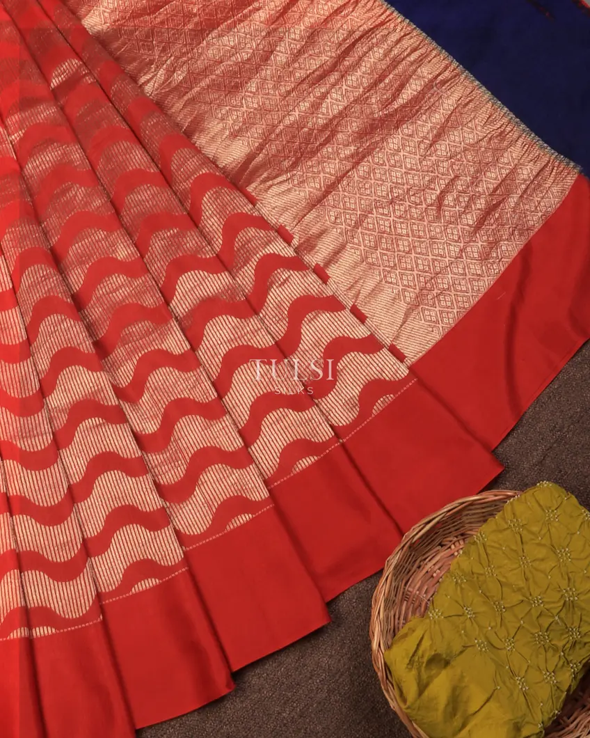 red-banaras-silk-saree-t714707-t714707-b