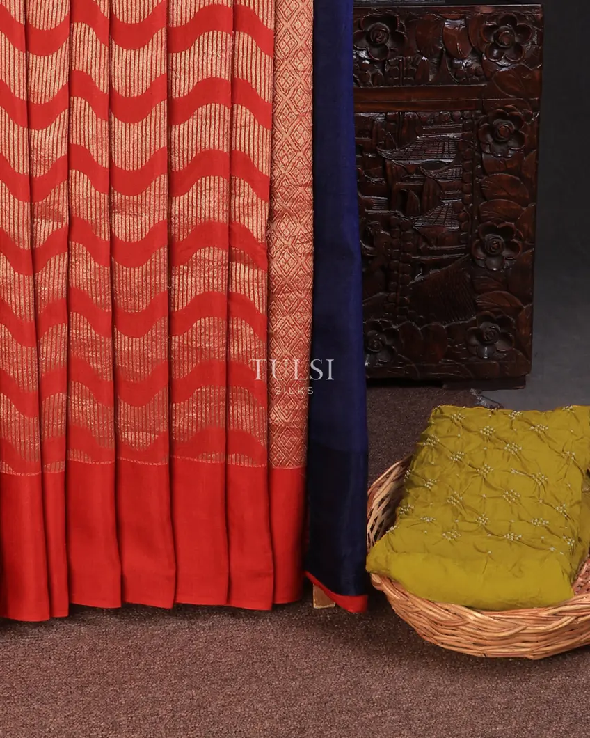 red-banaras-silk-saree-t714707-t714707-d