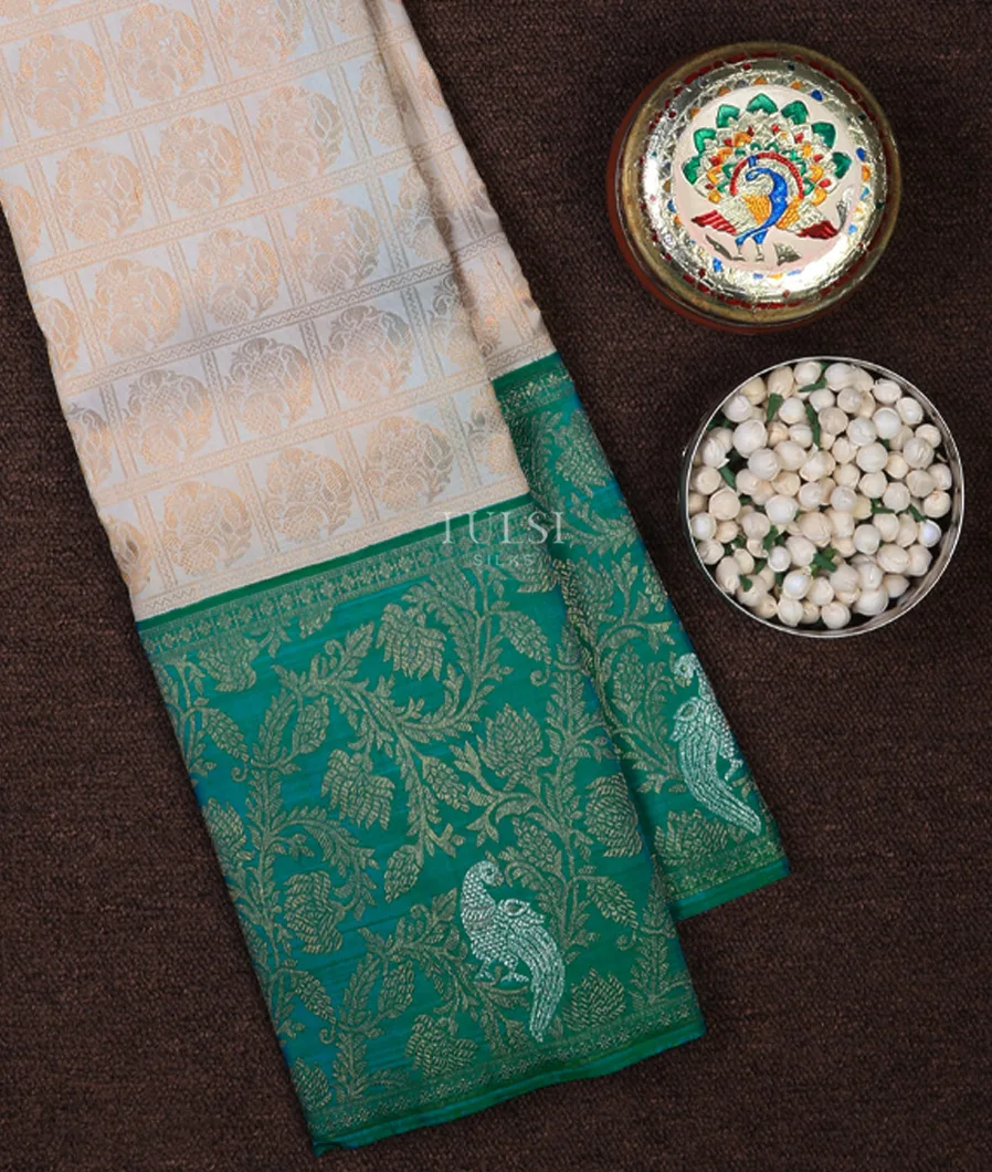 Off-White Kanjivaram Silk Saree T717762-image