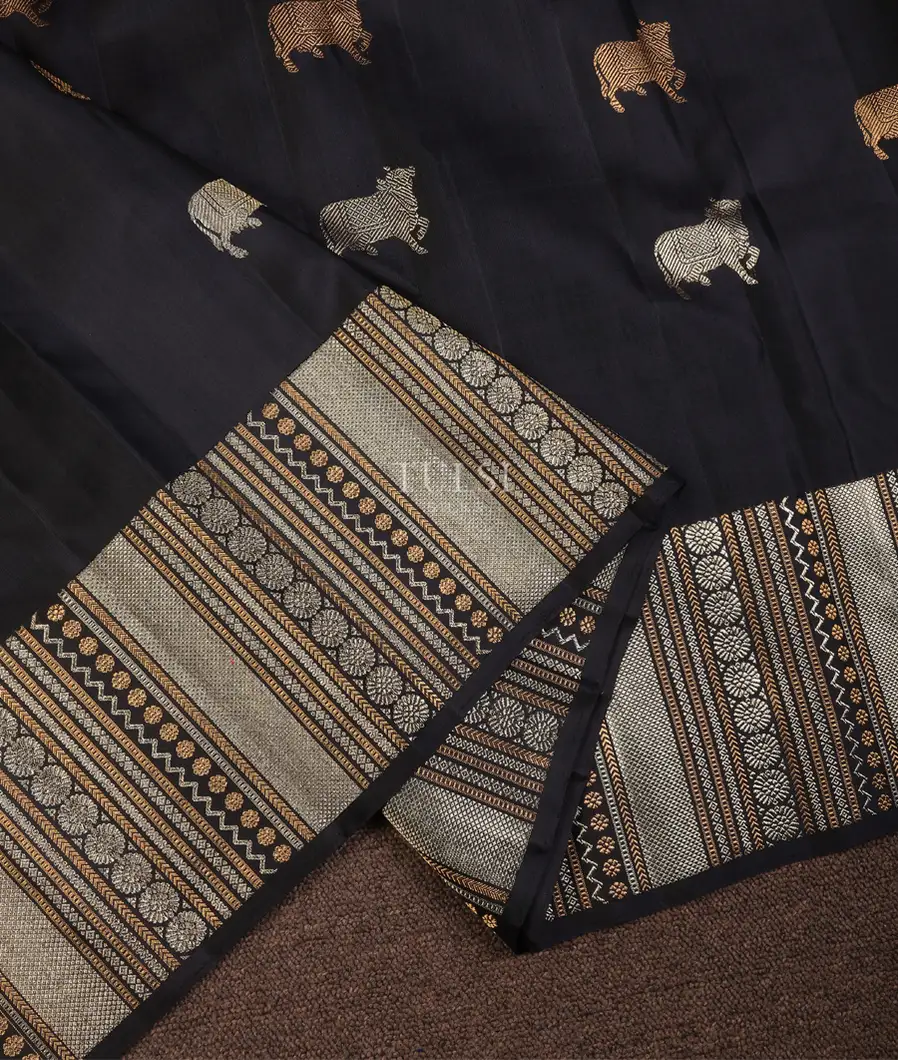 black-kanjivaram-silk-saree-t720661-t720661-d