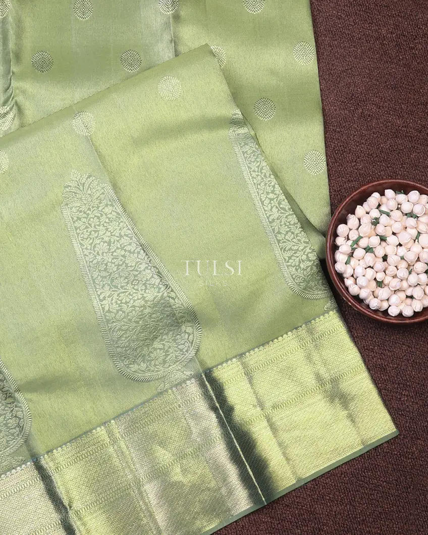 green-kanjivaram-silk-saree-t720825-t720825-d
