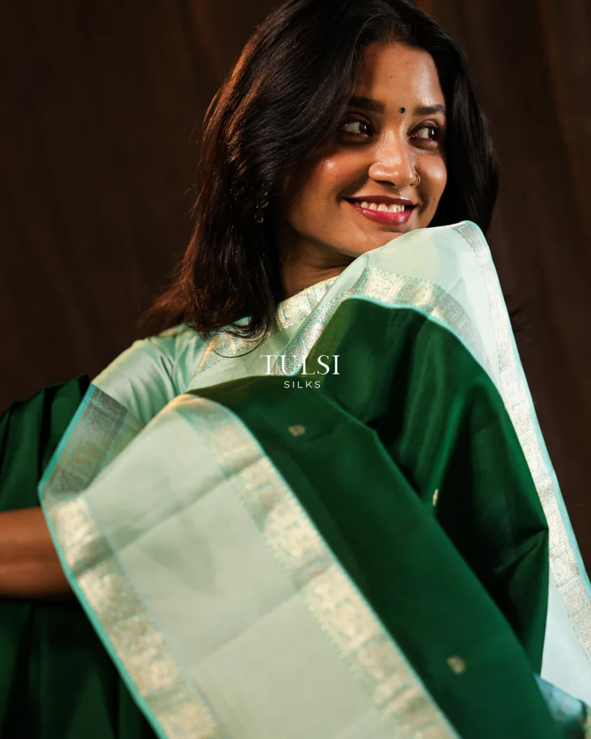 bottle-green-kanjivaram-silk-saree-t698918-t698918-i