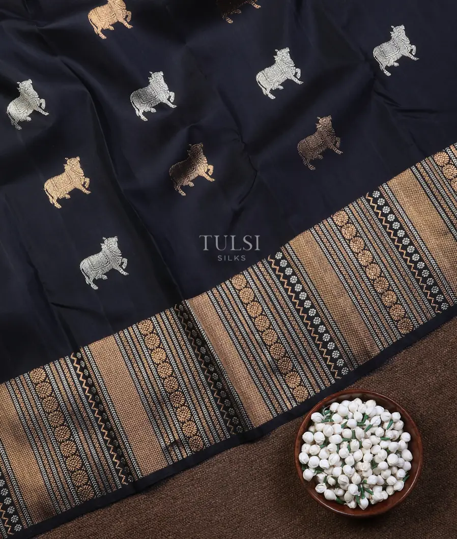 black-kanjivaram-silk-saree-t725548-t725548-d