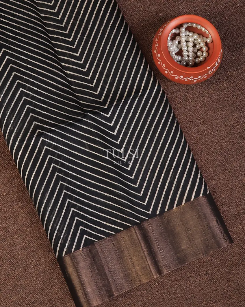 Black Printed Raw Silk Saree T721290-image