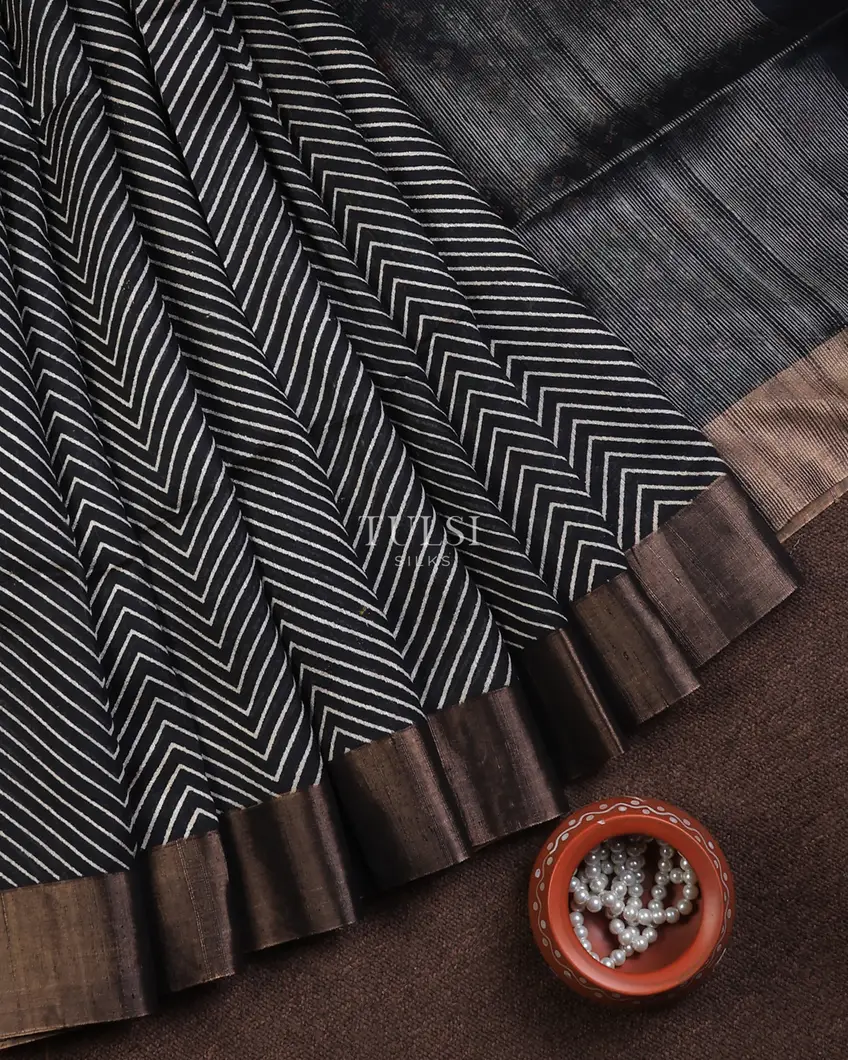 black-printed-raw-silk-saree-t721290-t721290-b