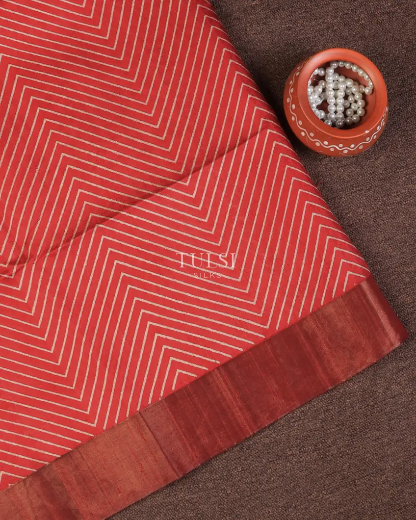 red-printed-raw-silk-saree-t721292-t721292-e