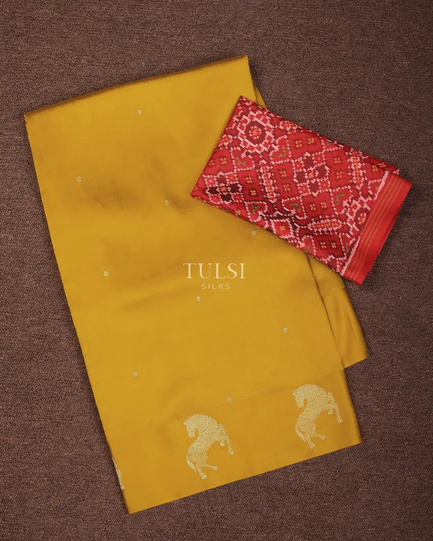 Yellow Banaras Silk Saree T720677-image