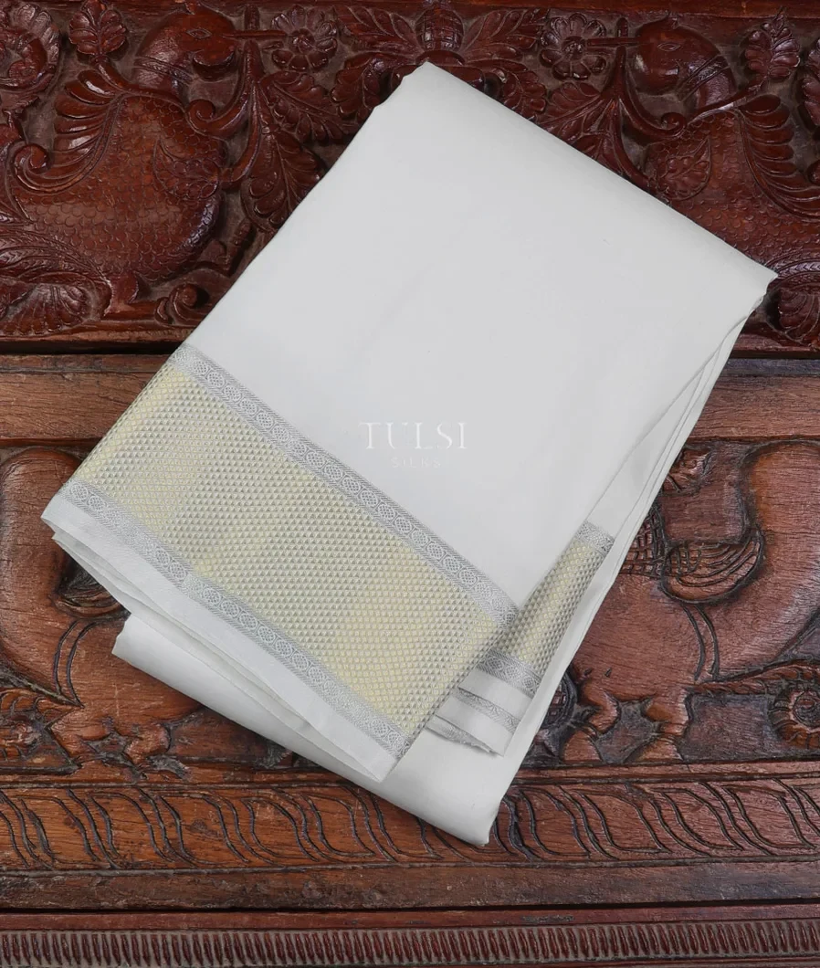 Off-White Handwoven Kanjivaram Silk Dhoti and Vastharam T721989-image