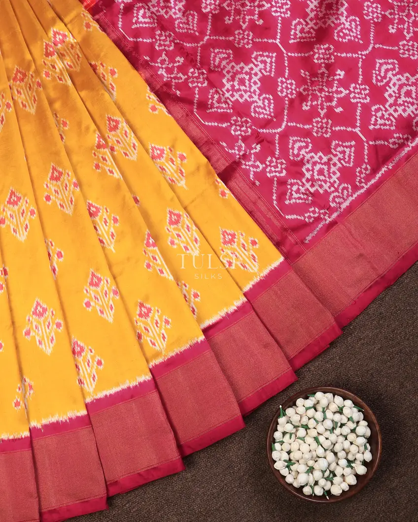 yellow-ikat-silk-saree-t735219-t735219-b